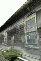 120年以上前の姿をとどめる木造紬糸工場