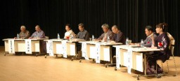 着物文化について意見交換する出席者