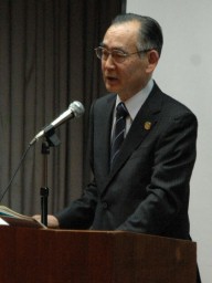 佐々木長淳の功績を紹介した島崎さん